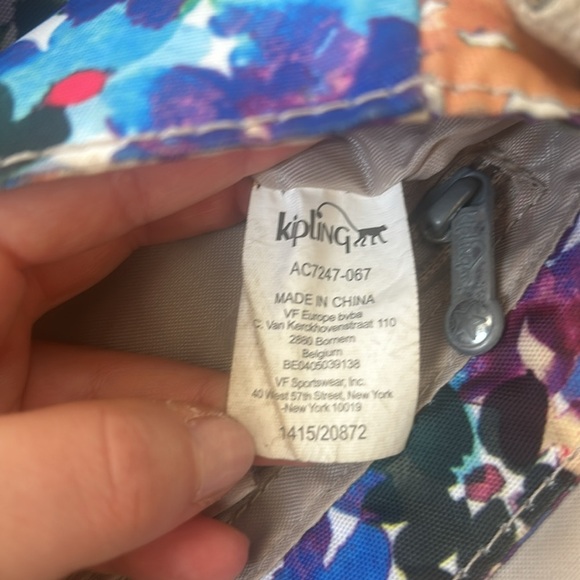 Kipling Glowing Riverside floral print crossbody small purse bag belt bag - Picture 5 of 8